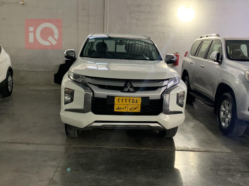 میتسوبیشی L200